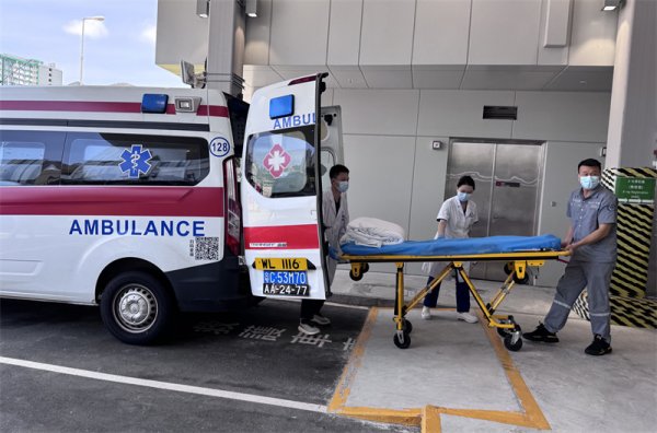 大湾区跨境直通救护车试行计划完成首例香港至内地病人转运