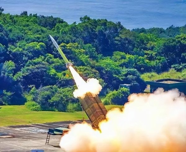 每发0.13美元，一次干掉80架：英国射频武器正在重写反无人机规则