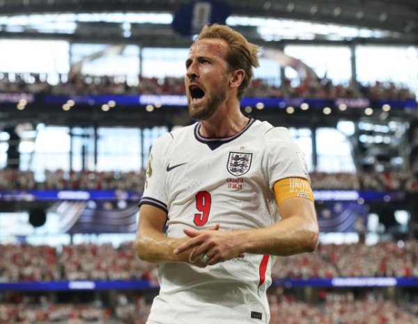 世界杯：凯恩双响比肩梅西造3大纪录 贝林厄姆一条龙 英格兰4-2克罗地亚